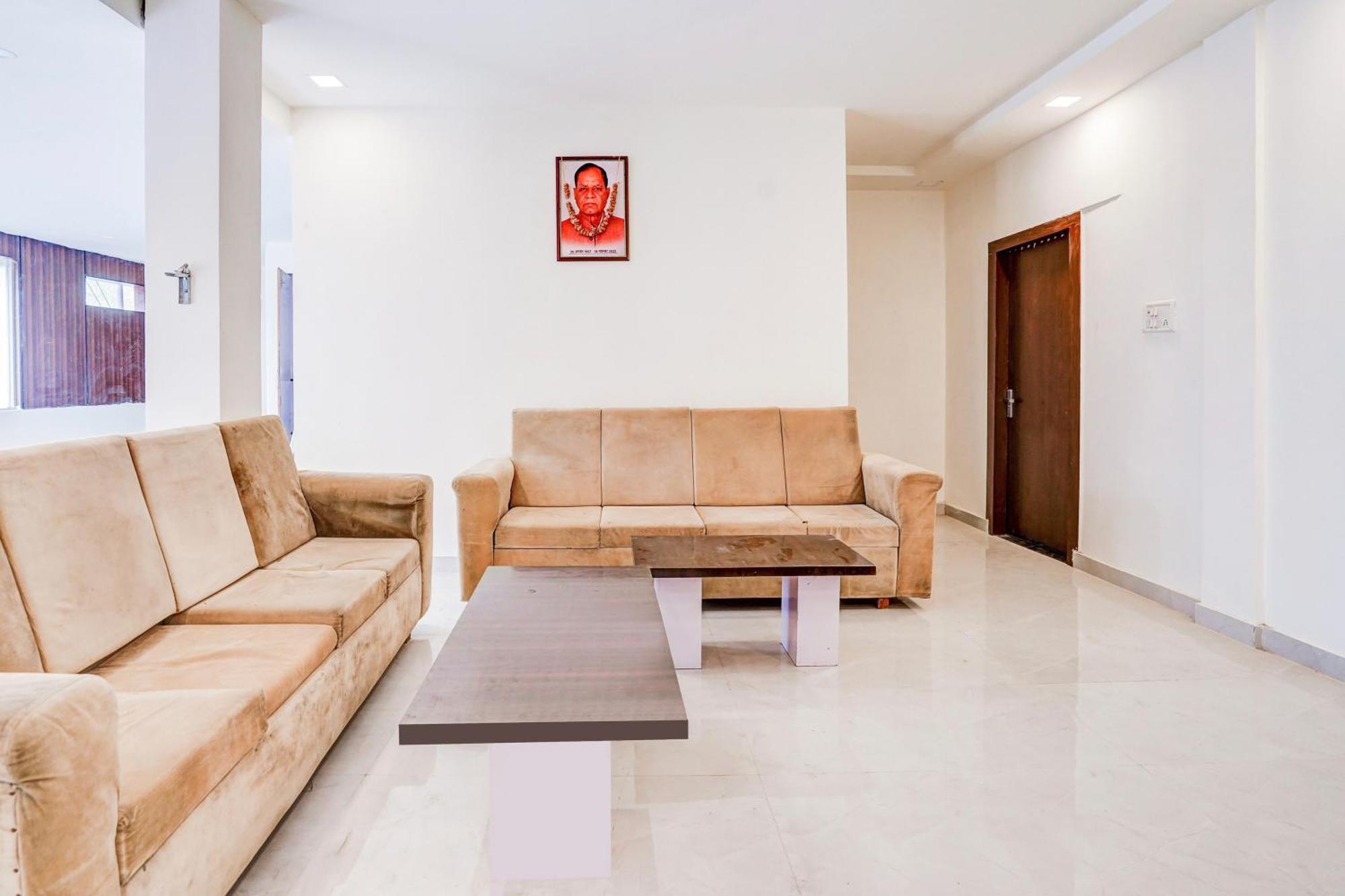 Super Collection O Ashiyana Formerly Rajshree Kānpur Exterior photo